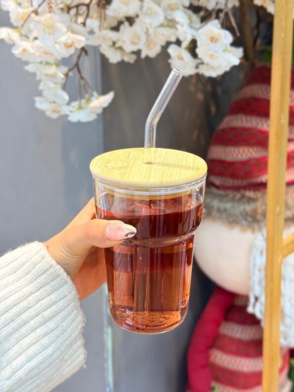 400ml Glass Tumbler with Wooden Lid and Straw